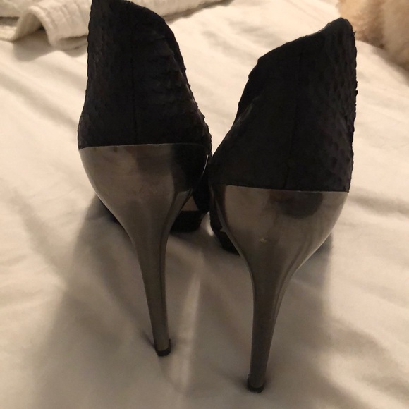 Platform black leather booties - Picture 4 of 4